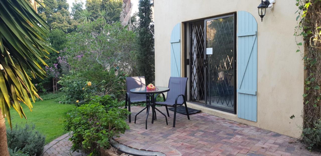 Aurora Guest Units Hotel Durbanville Luaran gambar