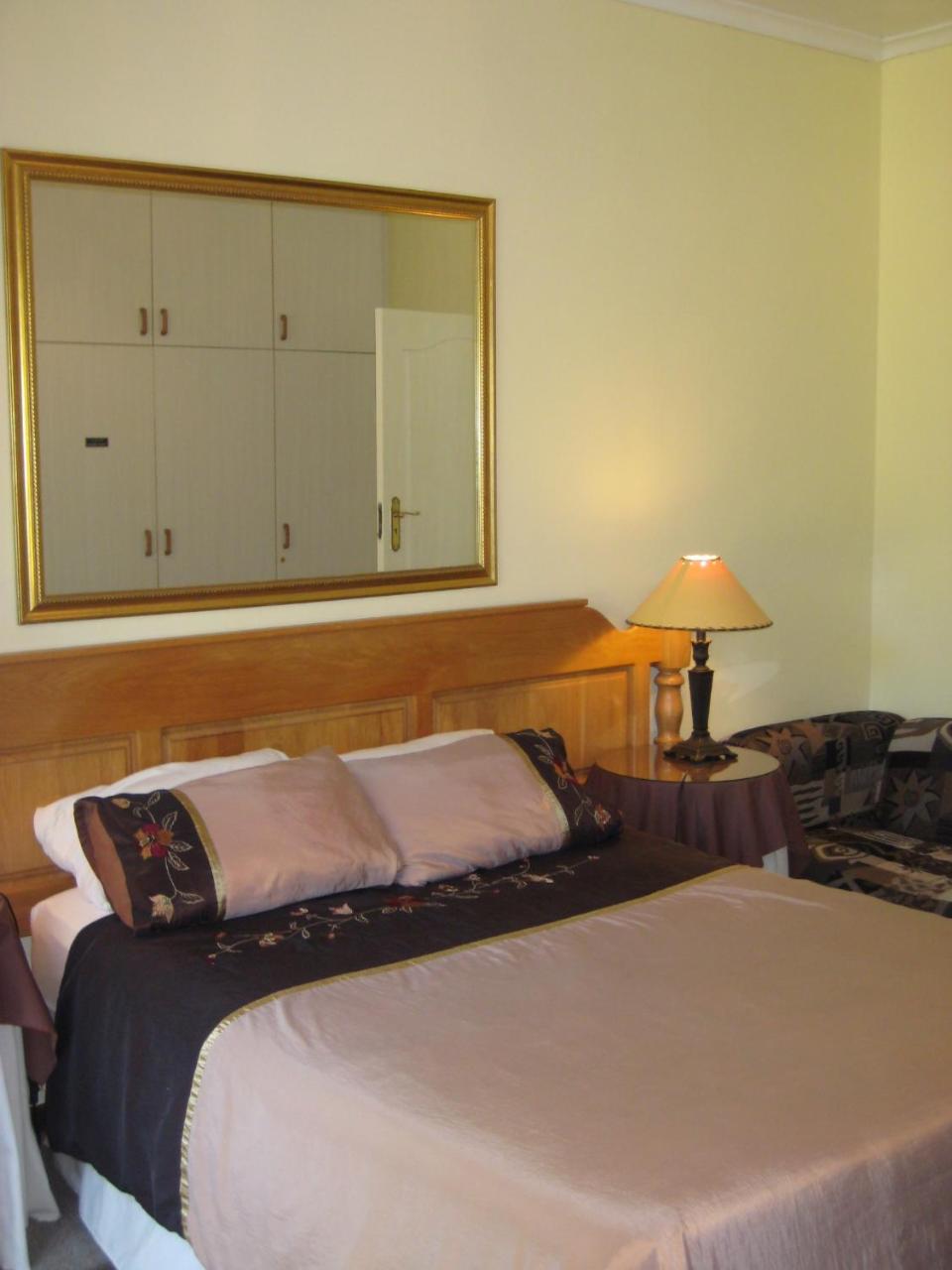 Aurora Guest Units Hotel Durbanville Luaran gambar